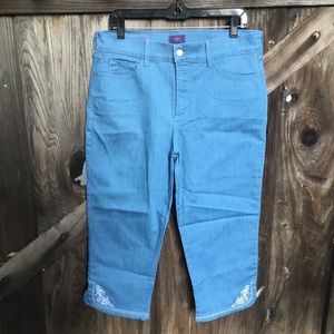 NYDJ embroidered cropped Ariel slimming jeans 12